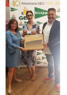 entrega regalos fiesta 40º aniversario warner_1